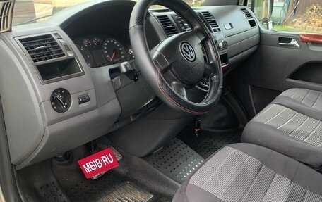 Volkswagen Caravelle T5, 2008 год, 1 100 000 рублей, 7 фотография