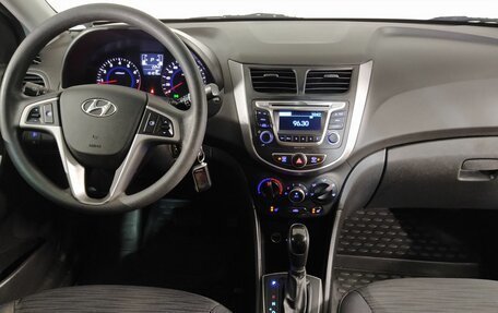 Hyundai Solaris II рестайлинг, 2016 год, 969 000 рублей, 12 фотография