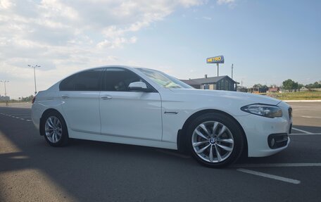 BMW 5 серия, 2015 год, 2 900 000 рублей, 2 фотография