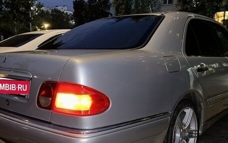 Mercedes-Benz E-Класс, 1998 год, 490 000 рублей, 14 фотография