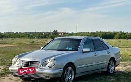 Mercedes-Benz E-Класс, 1998 год, 490 000 рублей, 13 фотография