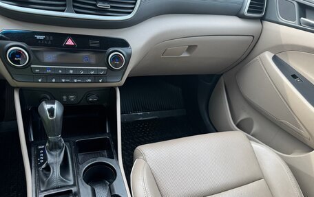 Hyundai Tucson III, 2019 год, 2 300 000 рублей, 11 фотография