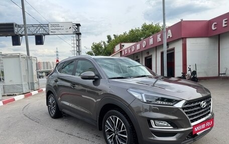 Hyundai Tucson III, 2019 год, 2 300 000 рублей, 3 фотография