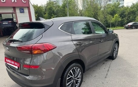 Hyundai Tucson III, 2019 год, 2 300 000 рублей, 4 фотография