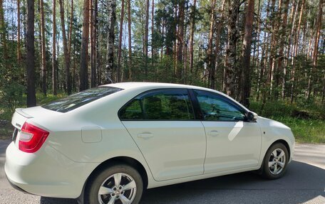 Skoda Rapid I, 2014 год, 890 000 рублей, 4 фотография