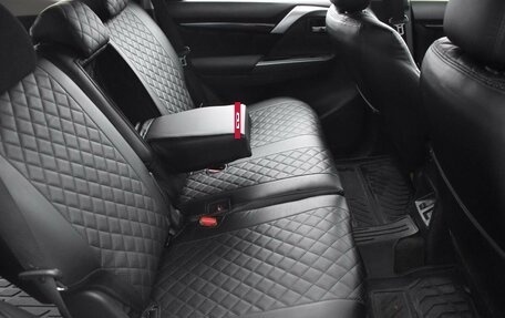 Mitsubishi Pajero Sport III рестайлинг, 2019 год, 2 580 000 рублей, 11 фотография