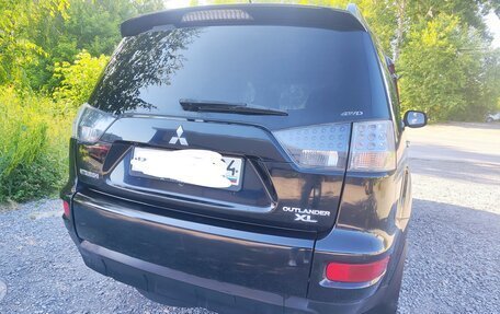 Mitsubishi Outlander III рестайлинг 3, 2011 год, 1 470 000 рублей, 8 фотография