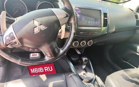 Mitsubishi Outlander III рестайлинг 3, 2011 год, 1 470 000 рублей, 3 фотография