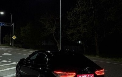 Toyota Camry, 2018 год, 2 400 000 рублей, 1 фотография