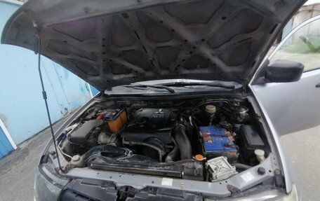 Mitsubishi L200 IV рестайлинг, 2010 год, 1 100 000 рублей, 6 фотография