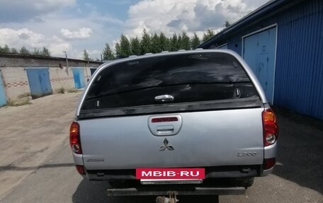 Mitsubishi L200 IV рестайлинг, 2010 год, 1 100 000 рублей, 9 фотография