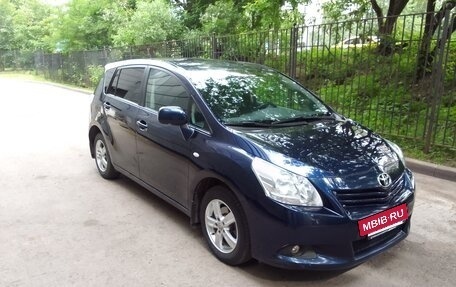 Toyota Verso I, 2009 год, 1 100 000 рублей, 4 фотография