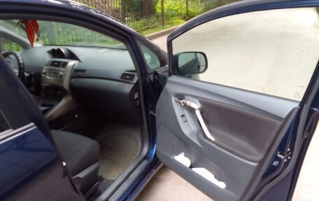 Toyota Verso I, 2009 год, 1 100 000 рублей, 16 фотография
