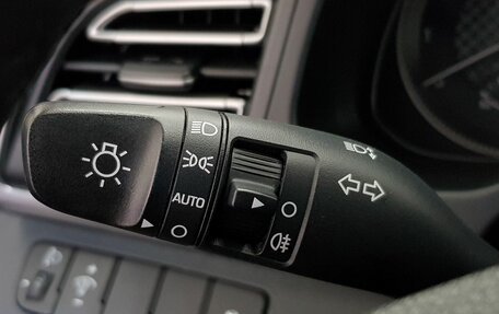 Hyundai Elantra VI рестайлинг, 2019 год, 1 599 000 рублей, 11 фотография