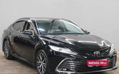 Toyota Camry, 2022 год, 2 700 000 рублей, 3 фотография