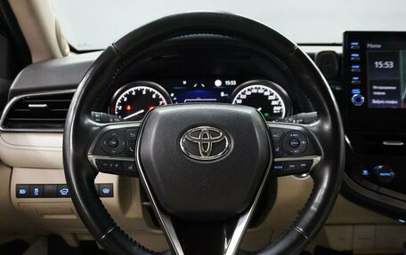 Toyota Camry, 2022 год, 2 700 000 рублей, 16 фотография