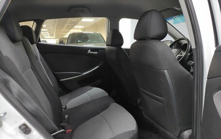 Hyundai Solaris II рестайлинг, 2013 год, 700 000 рублей, 11 фотография