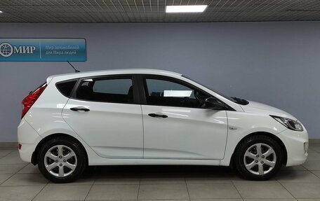 Hyundai Solaris II рестайлинг, 2013 год, 700 000 рублей, 4 фотография