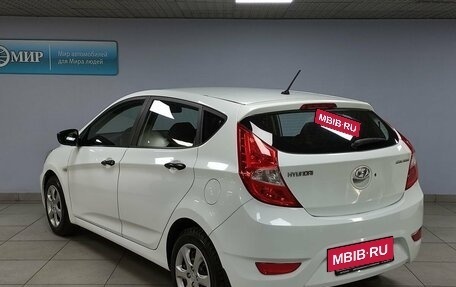 Hyundai Solaris II рестайлинг, 2013 год, 700 000 рублей, 7 фотография