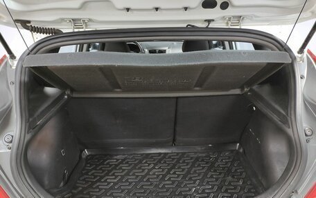 Hyundai Solaris II рестайлинг, 2013 год, 700 000 рублей, 13 фотография