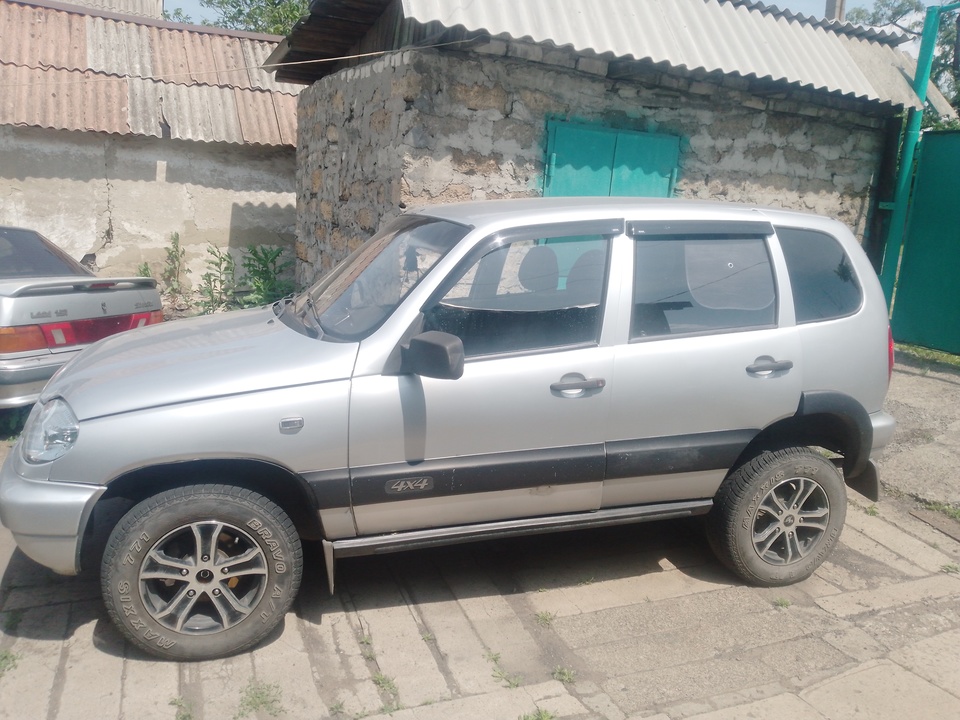 Chevrolet Niva I, 2004 год, 390 рублей, 6 фотография