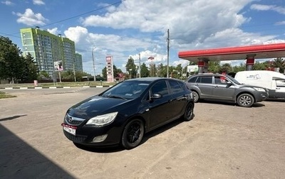 Opel Astra J, 2010 год, 560 000 рублей, 1 фотография