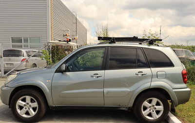 Toyota RAV4, 2004 год, 650 000 рублей, 1 фотография