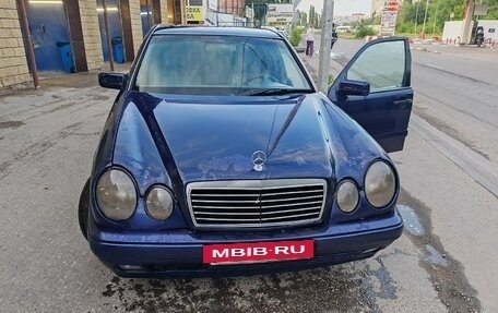 Mercedes-Benz E-Класс, 1999 год, 170 000 рублей, 2 фотография