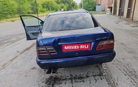 Mercedes-Benz E-Класс, 1999 год, 170 000 рублей, 4 фотография