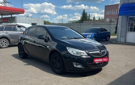 Opel Astra J, 2010 год, 560 000 рублей, 4 фотография