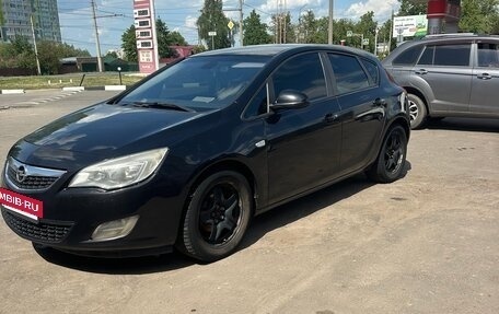 Opel Astra J, 2010 год, 560 000 рублей, 3 фотография