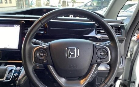 Honda Stepwgn IV, 2019 год, 2 199 000 рублей, 17 фотография
