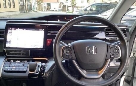 Honda Stepwgn IV, 2019 год, 2 199 000 рублей, 8 фотография