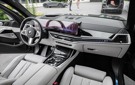 BMW X7, 2024 год, 16 100 000 рублей, 11 фотография