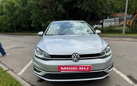 Volkswagen Golf VII, 2020 год, 2 099 000 рублей, 4 фотография