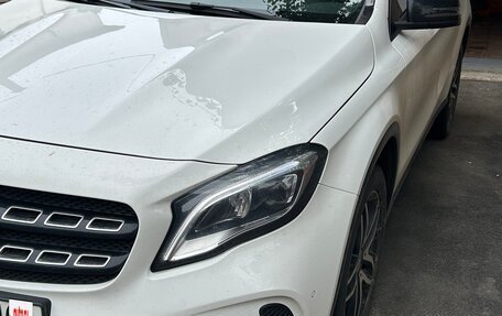 Mercedes-Benz GLA, 2018 год, 3 100 000 рублей, 2 фотография