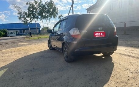 Honda Jazz II рестайлинг, 2009 год, 735 000 рублей, 6 фотография