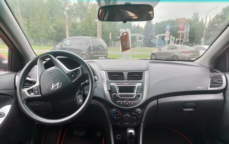 Hyundai Solaris II рестайлинг, 2014 год, 650 000 рублей, 5 фотография