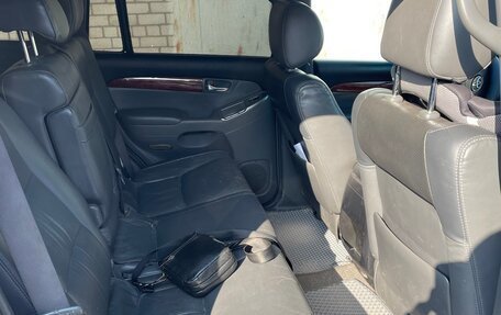 Toyota Land Cruiser Prado 120 рестайлинг, 2003 год, 1 750 000 рублей, 5 фотография