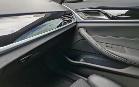 BMW 5 серия, 2019 год, 4 950 000 рублей, 23 фотография