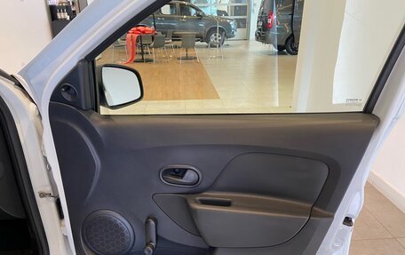 Renault Logan II, 2021 год, 850 000 рублей, 17 фотография