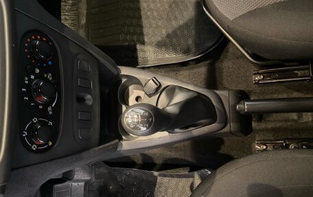 Renault Logan II, 2021 год, 850 000 рублей, 16 фотография