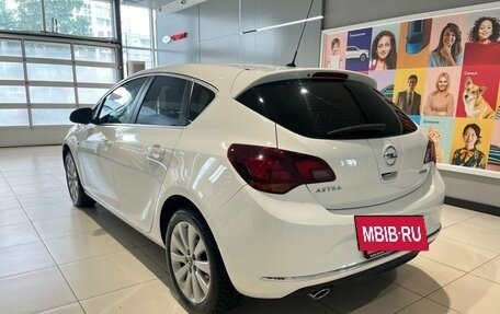 Opel Astra J, 2014 год, 749 000 рублей, 7 фотография