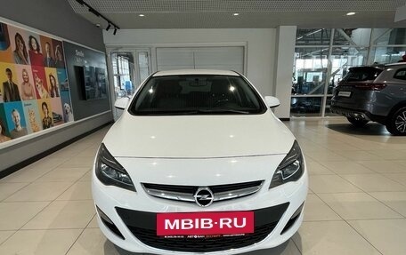 Opel Astra J, 2014 год, 749 000 рублей, 2 фотография