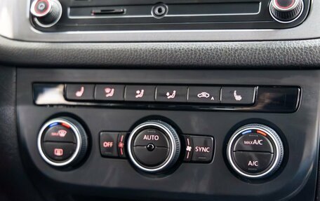 Volkswagen Tiguan I, 2015 год, 1 498 000 рублей, 27 фотография