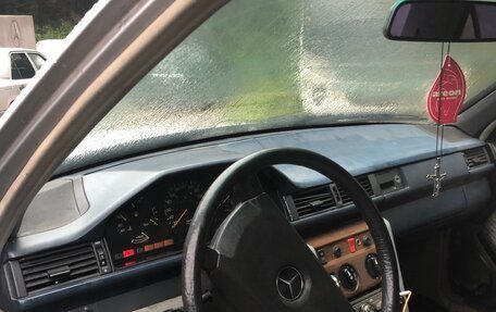 Mercedes-Benz W124, 1988 год, 150 000 рублей, 4 фотография