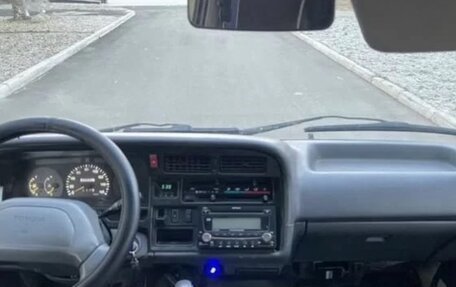 Toyota HiAce H100, 1997 год, 375 000 рублей, 3 фотография