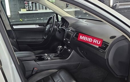 Volkswagen Touareg III, 2015 год, 2 399 000 рублей, 12 фотография