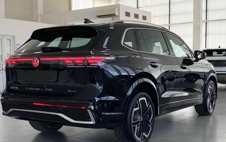 Volkswagen Tiguan, 2025 год, 4 350 000 рублей, 5 фотография