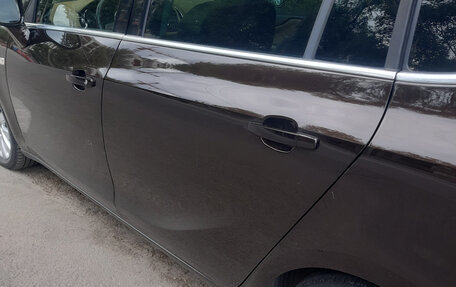 Opel Zafira C рестайлинг, 2014 год, 1 220 000 рублей, 3 фотография